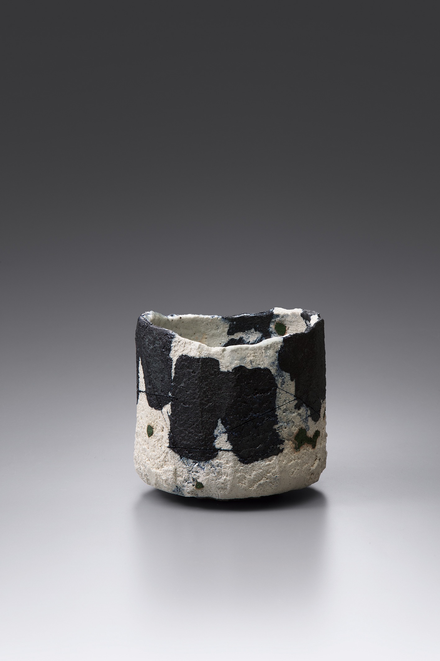 Yakinuki-type ‘Rock’ White Raku tea bowl, Kan (clarity)